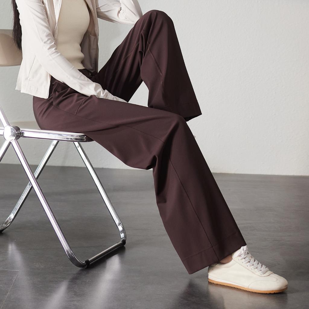 Elastic sports and casual wide leg pants for women in spring 2026, fashionable, loose and versatile floor length pants