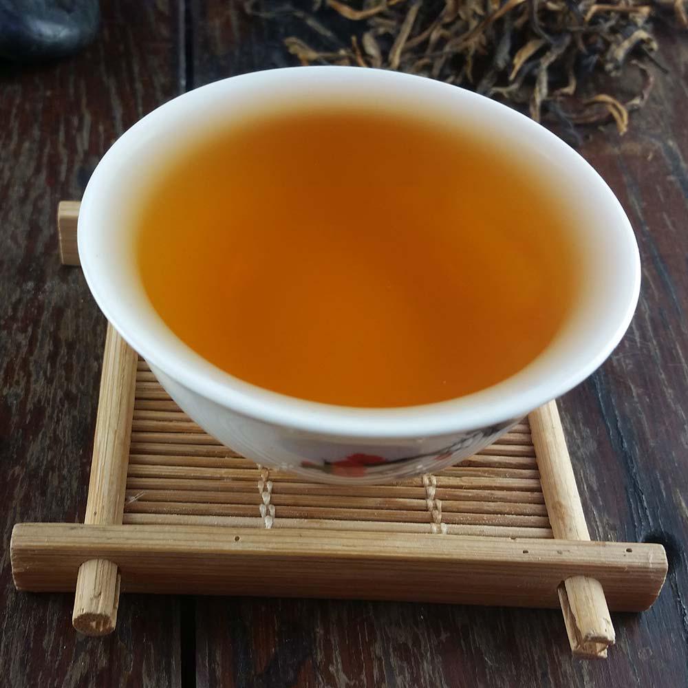 Чай черный Dian Hong Famous Yunnan Dianhong China Cha 100г