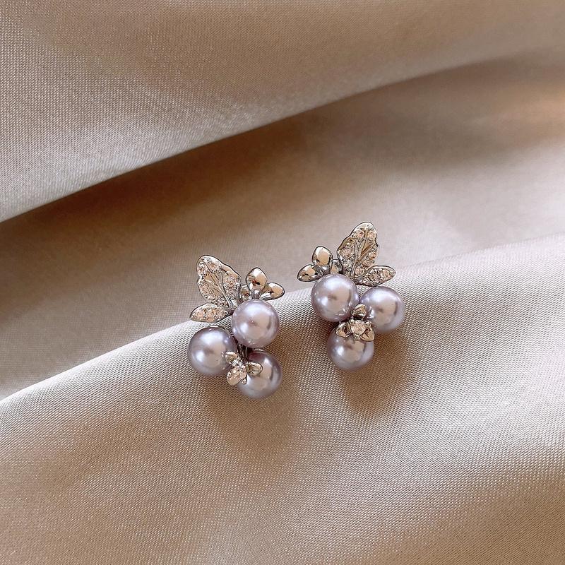 Korean Silver Needle Rhinestone Pearl Flower Stud Earrings - Elegant, Versatile Women's Accessory