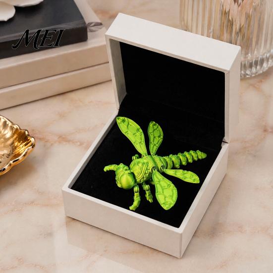 Dragonfly Stress Reliever 3D Printed Figurine, Articulated Model with Movable Joints, Desktop Ornament Relief Insect Fidget Toy for Desk Decoration