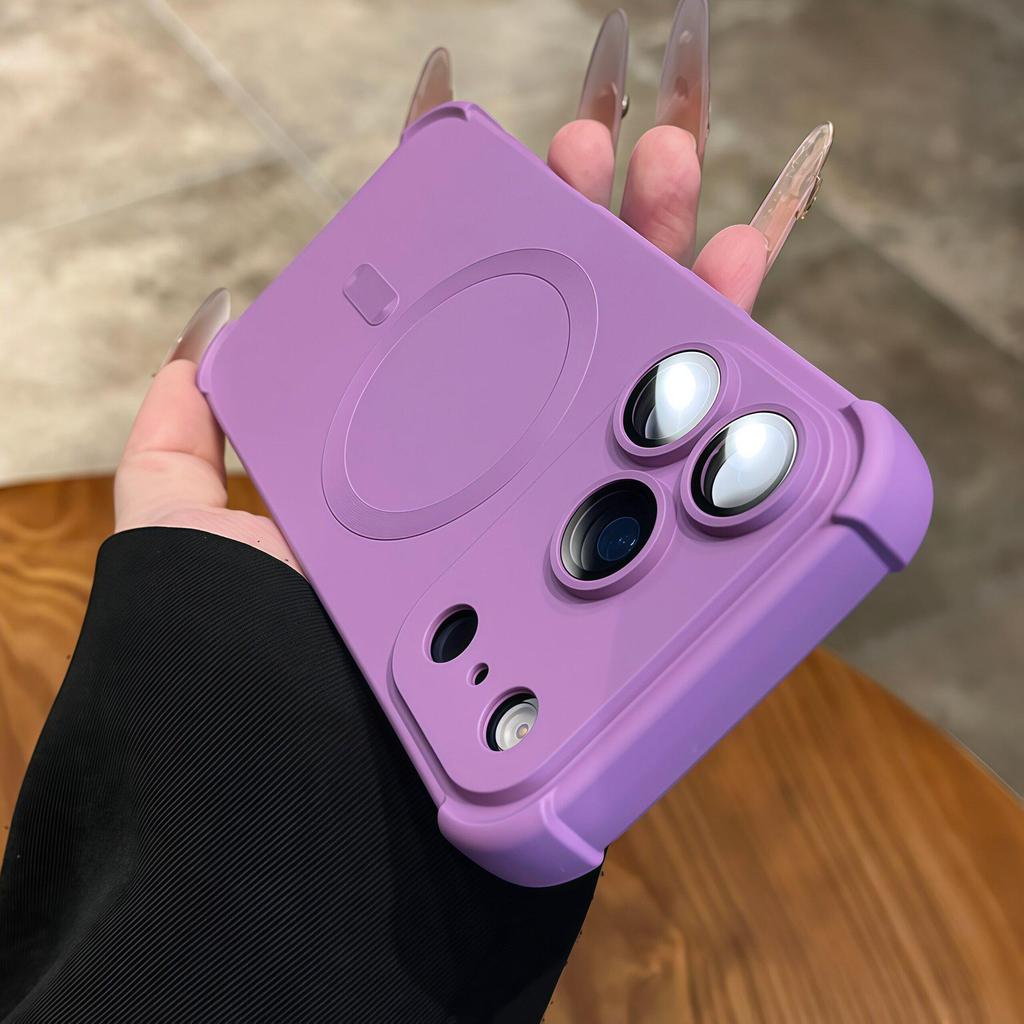 Магнитный чехол с покрытием Soft-Touch, защитой от падений и пленкой для камеры для iPhone 17 Pro Max