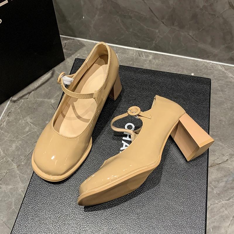 Модные туфли на толстом каблуке, женские туфли-лодочки с пряжкой и квадратным носком, женские туфли из средней кожи