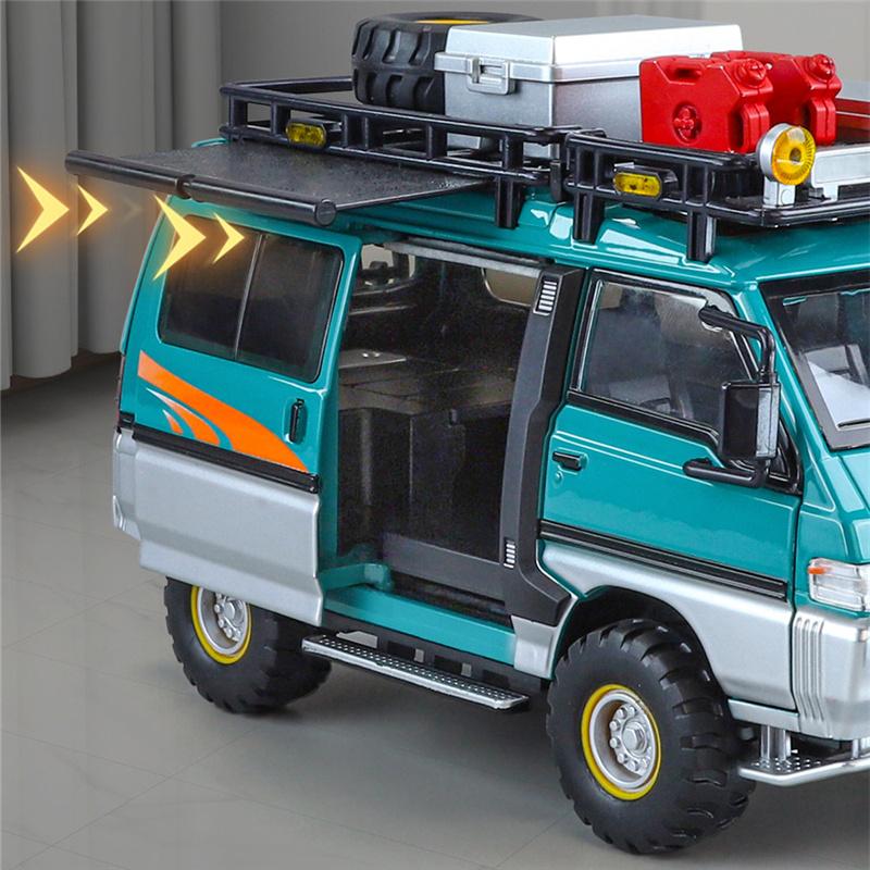 ydcp10 1:24 Mitsubishi Delica MPV Alloy Car Model Diecast Metal Classic Commercial Vehicles Car Model Sound and Light Children Toy Gift