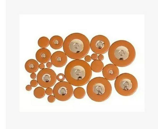 Sheepskin Pads for High-Pitched Saxophone Tone Holes