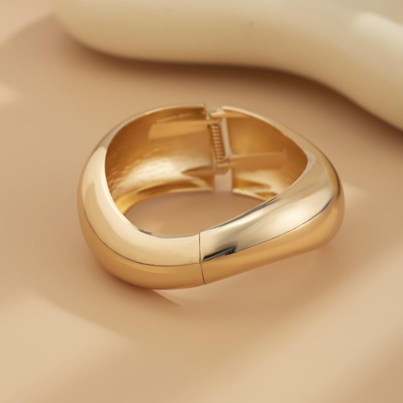 Ingemark Exaggerated Punk Heavy Metal Spring Bangles for Women Vintage Gold Color Arm Braceles Grunge Jewelry Steampunk Men New