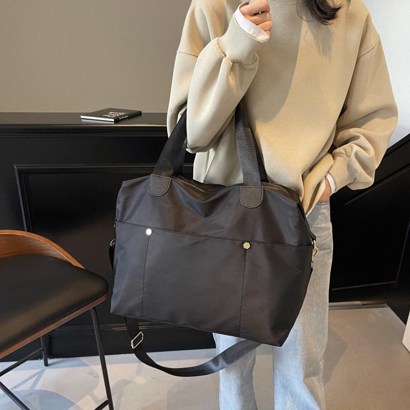 Short-distance business trip, daily commuting, portable shoulder bag, new portable sports, fitness, yoga crossbody bag