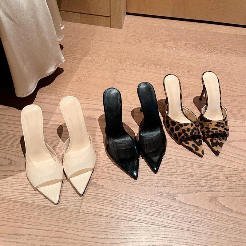 Тапочки женские летние для улицы модные сандалии 2025 новые весенне-летние туфли на высоком каблуке шпильке с острым носком шлепанцы леопардовый принт юбка