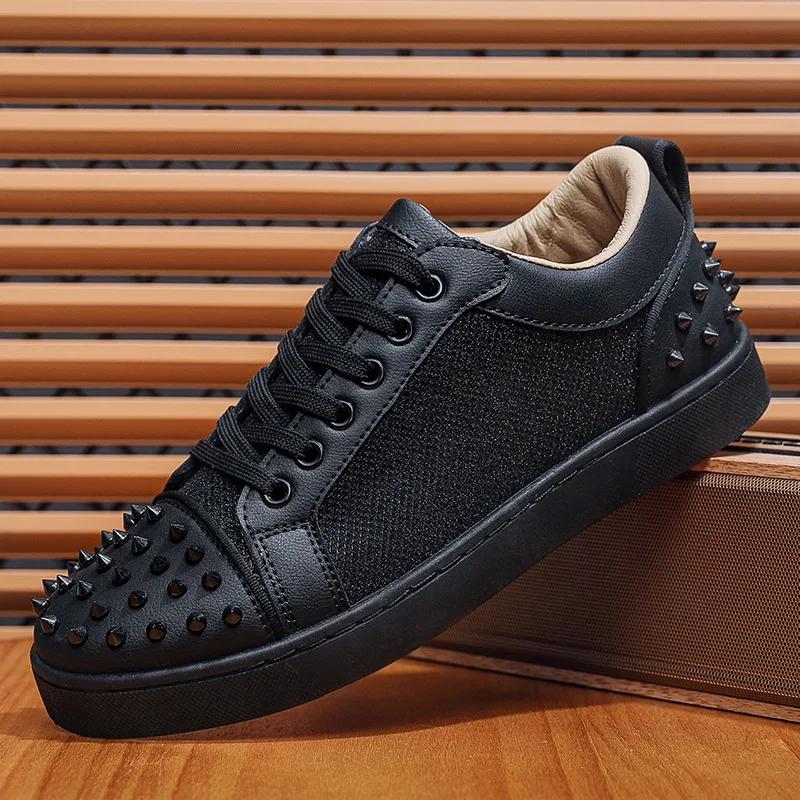 Fashion Latest Men's Fashionable Casual Rivet Board Shoes for Spring and Autumn Outdoor Sports Shoes Breathable and Comfortable Sneakers