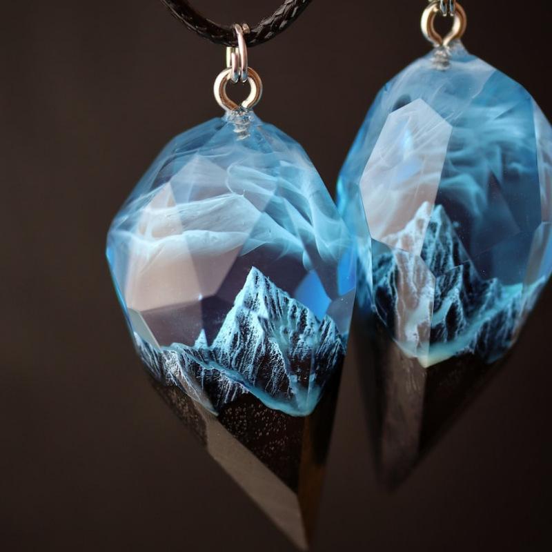 JMXD-Love Snow Mountain Resin Luminous Подвеска Светящееся Ожерелье Персонализированная Ручная Работа Пара, Подарок На День Рождения