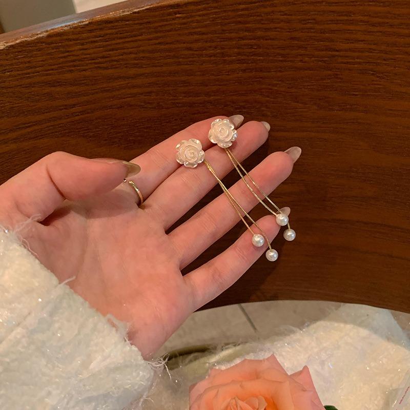 Длинные серьги с кисточками Женские Корейский Дизайн ДунДэмун Универсальные серьги