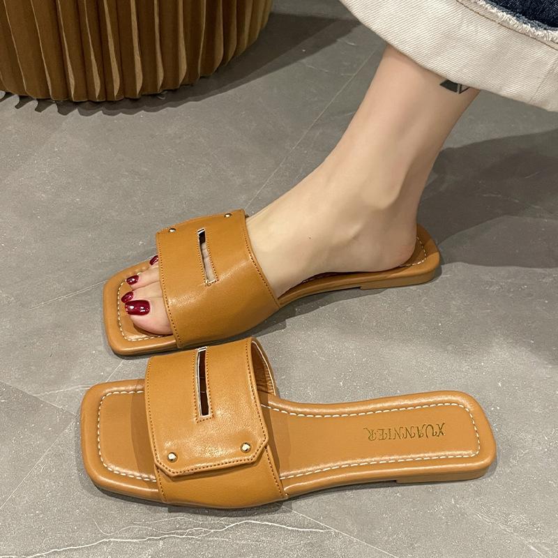 Niche Large Size Square Head Cool Slippers Women's Outer Wear New Casual Versatile Design Seaside Beach One-word Drag