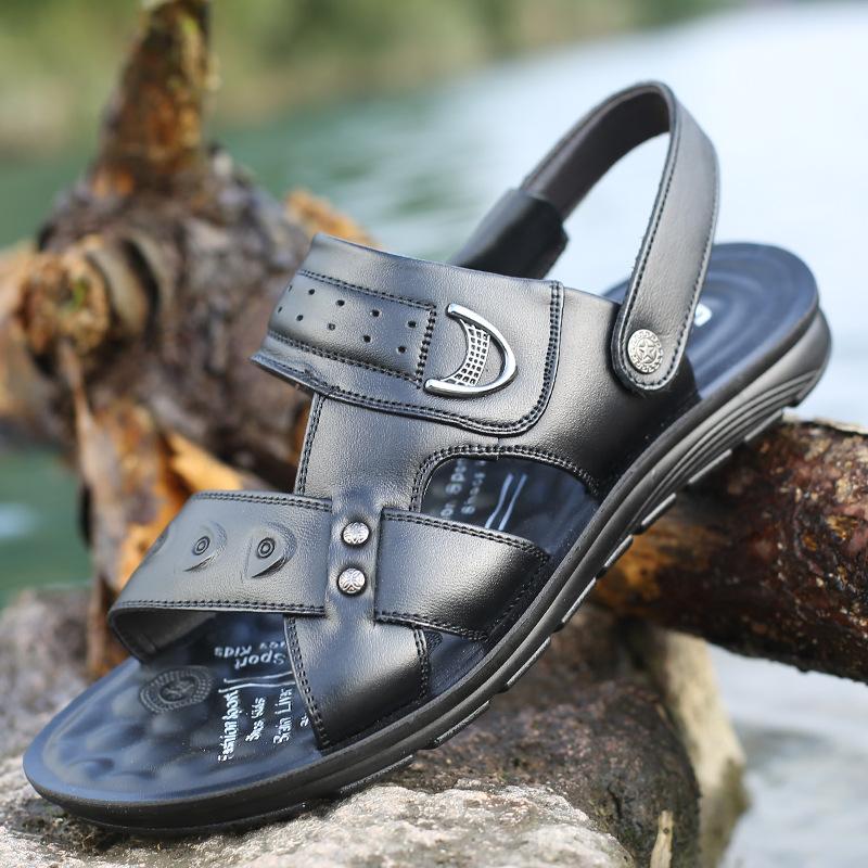 Новые мужские тапочки, кожаные летние сандалии, повседневная пляжная обувь, сандалии из коровьей кожи, нескользящие тапочки, модные и удобные