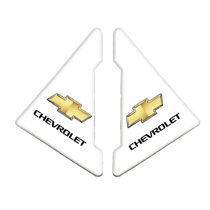 Наклейки-наклейки для защиты углов дверей автомобиля Логотип Chevrolet Cruze Malibu Cavalier Monza Sail Trax Equinox Captiva Lacetti Orlando