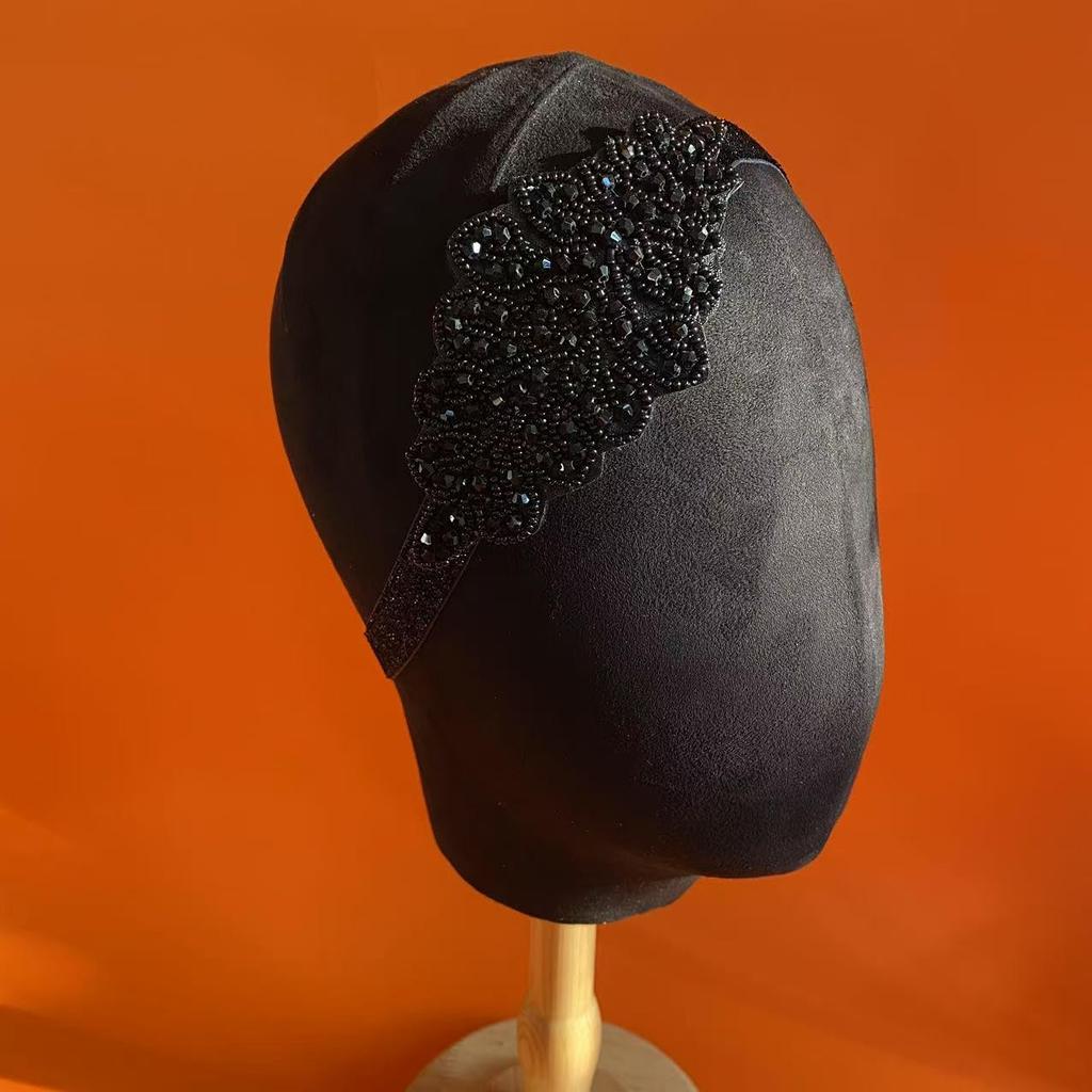 Vintage 1920s Flapper Headpiece Roaring 20s Headband for Women Hair Accessory (Black Beads, one size)