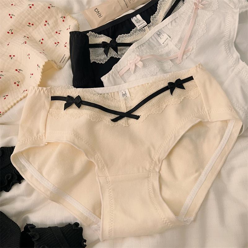 "Women's Pure Cotton Antibacterial Mid-Waist Lace Underwear - Breathable, Large Sizes, Pure Desire Style"