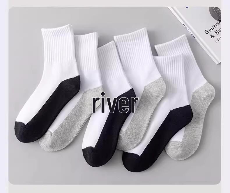 Детские хлопковые носки: Белые и черные, до середины икры, дезодорирующие, грязеотталкивающие, подходят для весны, осени и зимы
