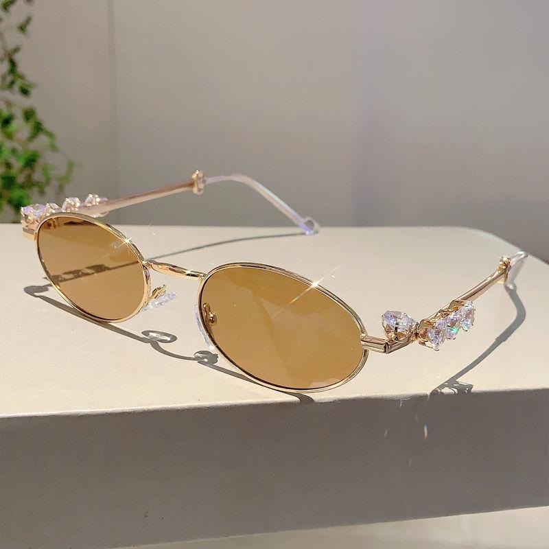 New Fashionable Metal Inlaid Diamond Elliptical Frame Women Sunglasses Retro Luxury UV400 Sunscreen Glasses