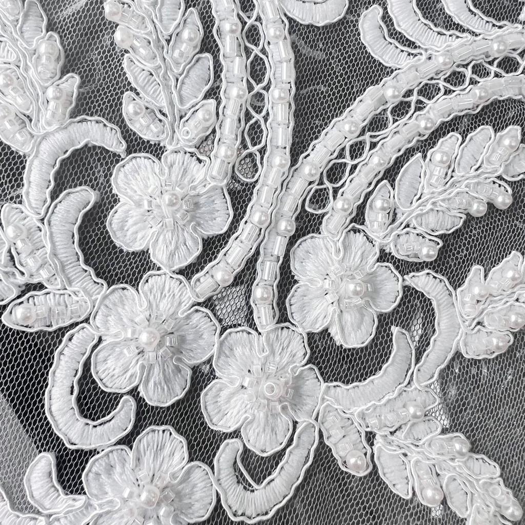 White Mesh Car Bone Thread Handmade Beads Embroidered Flower Applique Wedding Dress Performance Dress Decorative Cloth Sticker Accessories