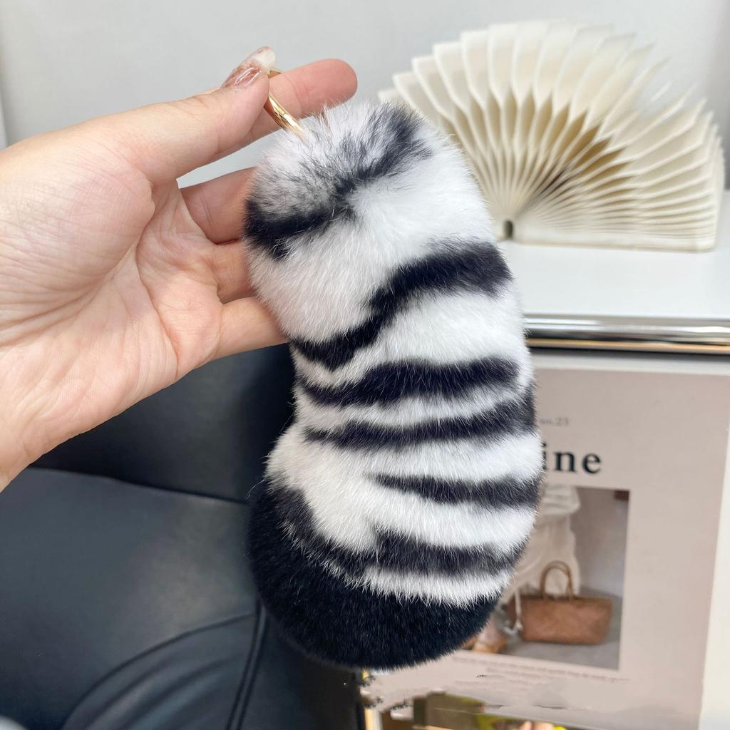 Rabbit Fur Big Cat Paw Keychain Stuffed Animal Tiger Tail Bag Charms Ornmant with Key Ring Fluffy Soft Plush Doll Pendant