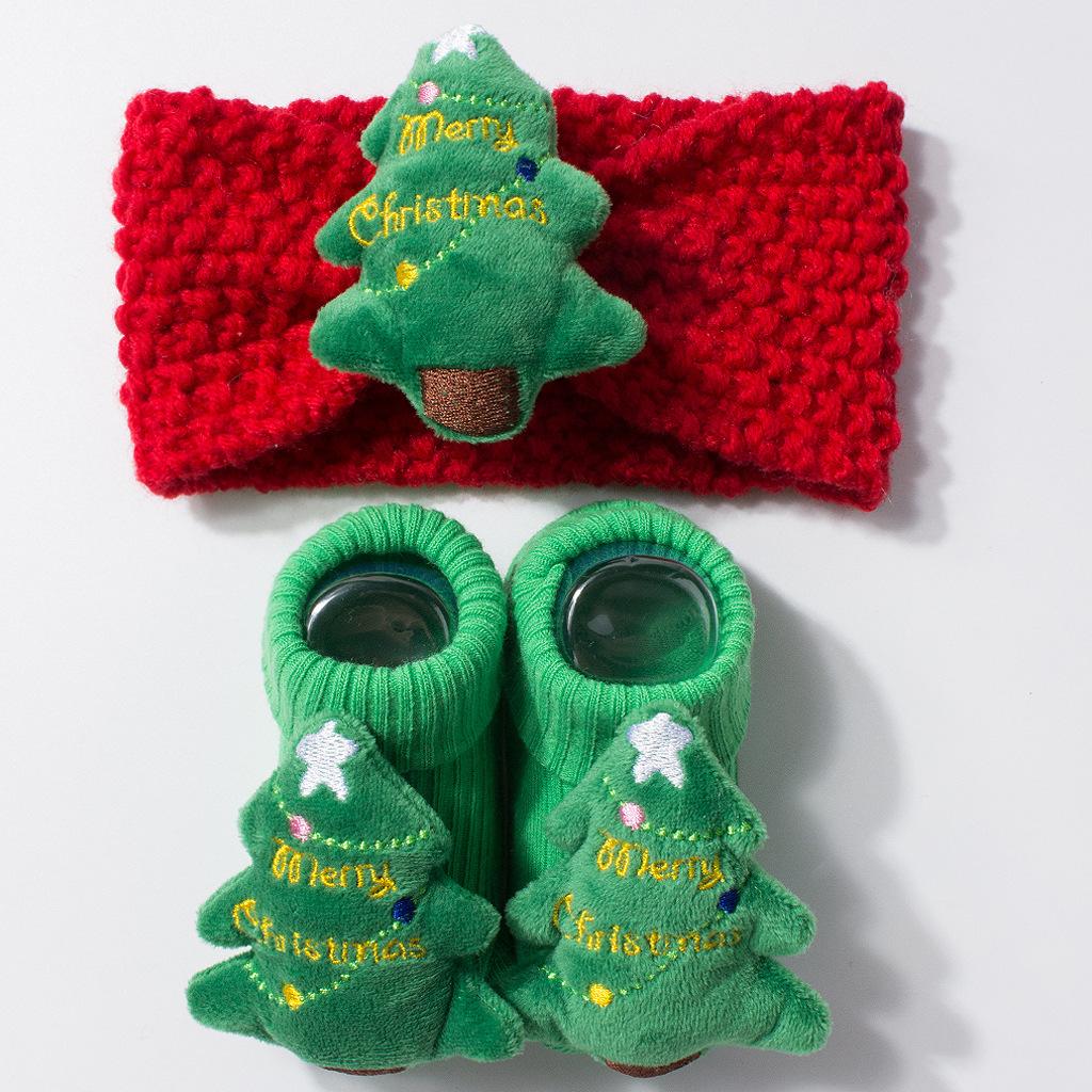 Autumn and Winter Two-Piece Set for Babies Knitted Headband and Socks Christmas Cartoon Design Comfortable Nylon Outfit