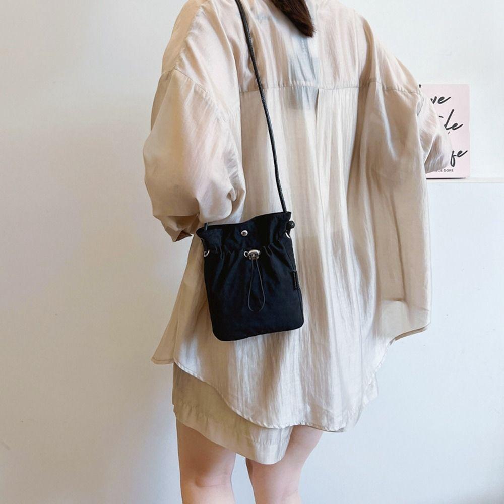 Purse Drawstring Canvas Bag Crossbody Bag Mobile Phone Bag Cute Nylon Shoulder Bag Office Worker