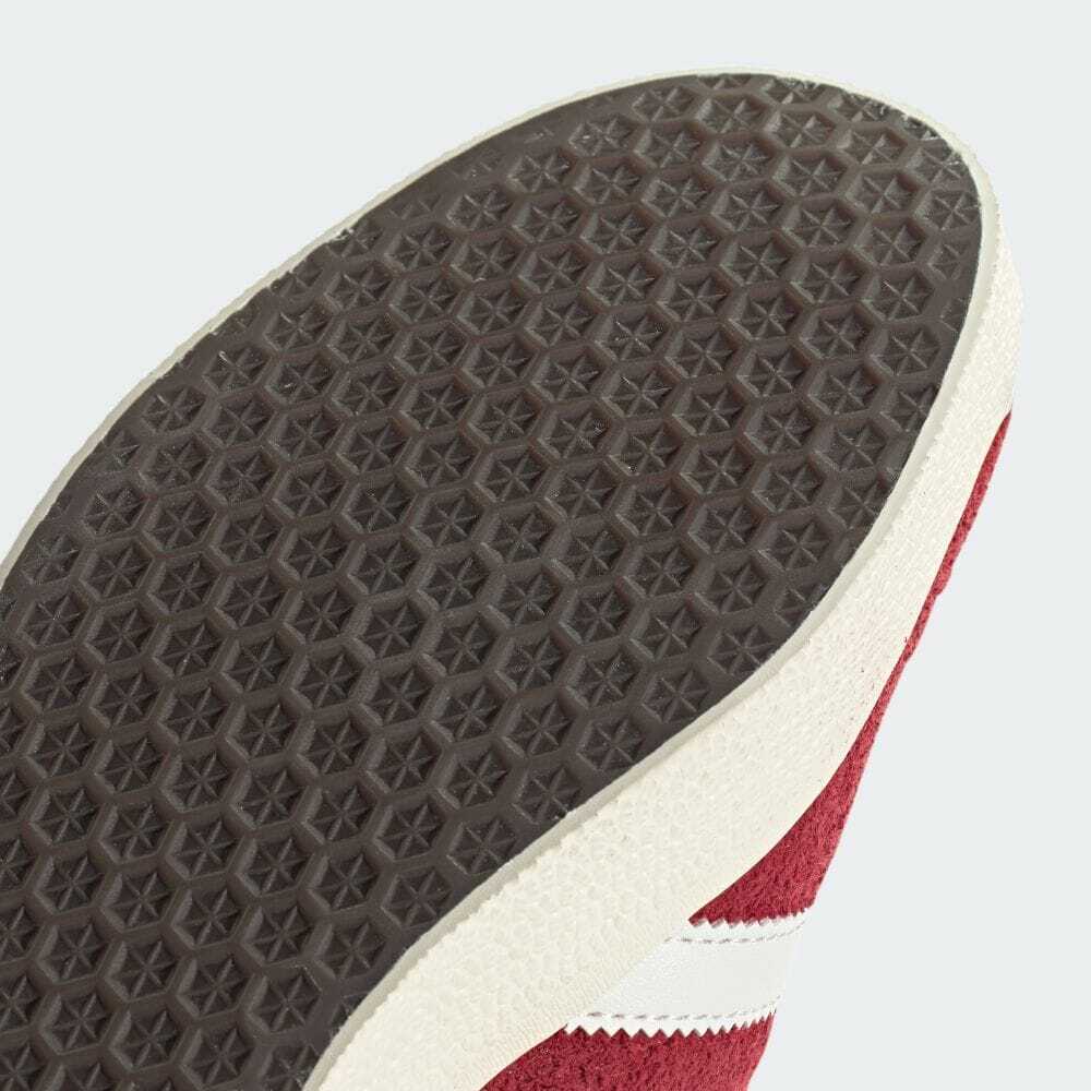 IF9652 adidas Originals Gazelle Team Victory Red Off White Cream White (Мужской)