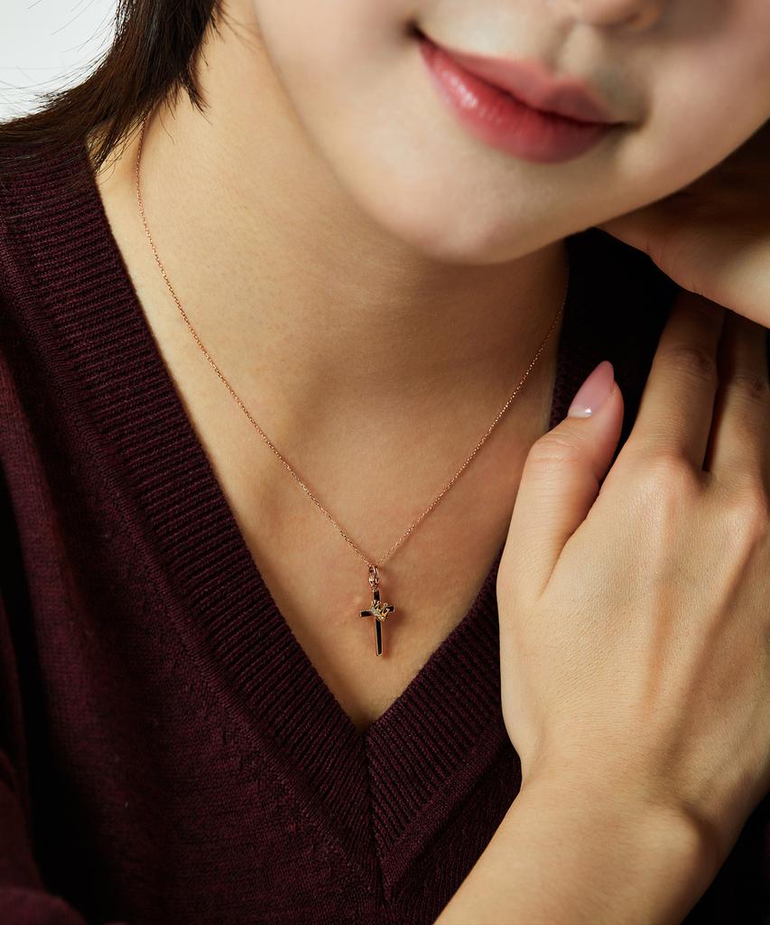 Helene Jewelry 14K Crown On The Cross Cross Chain Gold Necklace