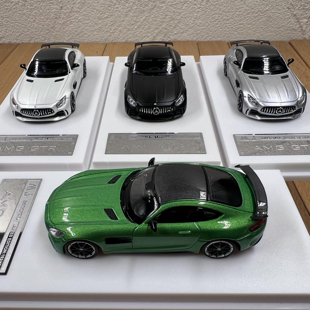 Diecast MJ 1:64 Scale Mercedes-Benz AMG GTR Supercar Alloy Car Model Collectible Toy Gift Souvenir Display Ornament