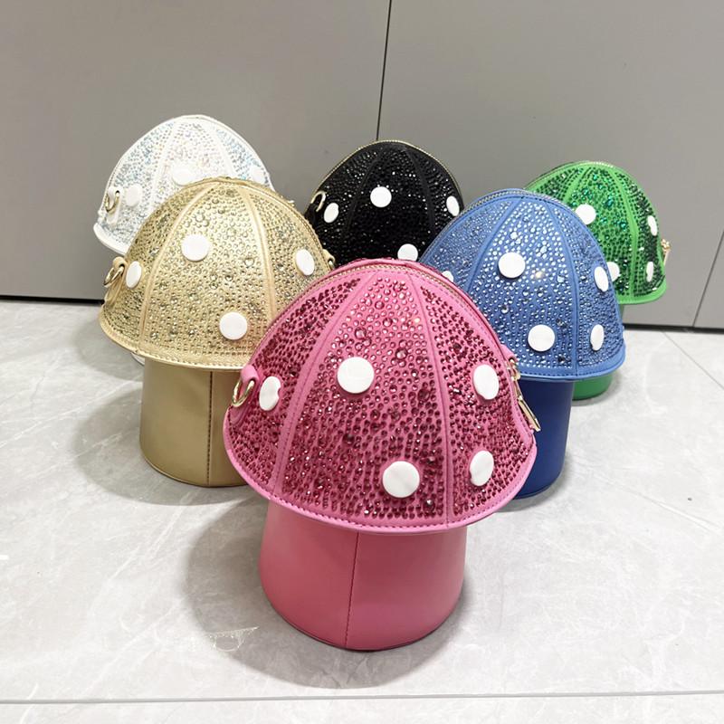 2025 Luxury Fashion Designer Women Mushroom Shaped Rhinestone Clutch Femme Crystal Crossbody Shoulder Bag Funny Shiitake Handbag