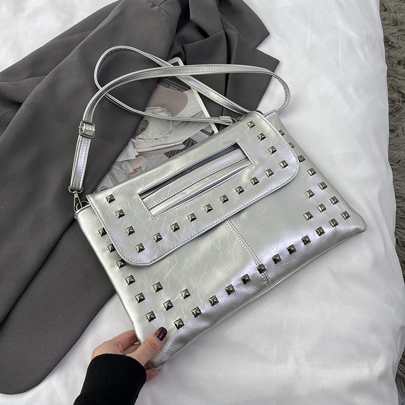 2024 летняя женская сумка-клатч с клапаном, сумка через плечо, корейская модная женская противоугонная сумка-конверт, женская золотистая, черная заклепка, повседневные сумки на плечо