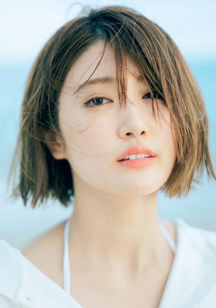 Higuchi Hina Nogizaka46 L-size Photos 70 Pieces