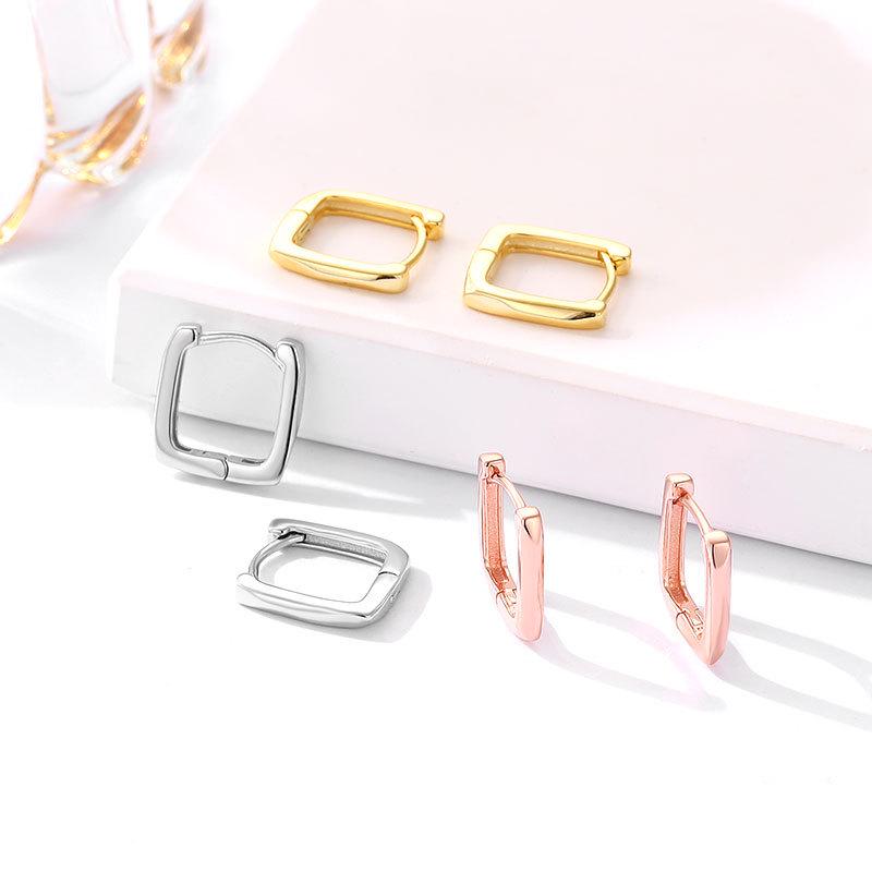 Женские квадратные полированные клипсы из стерлингового серебра 925 пробы - Простые, маленькие, изысканные серьги