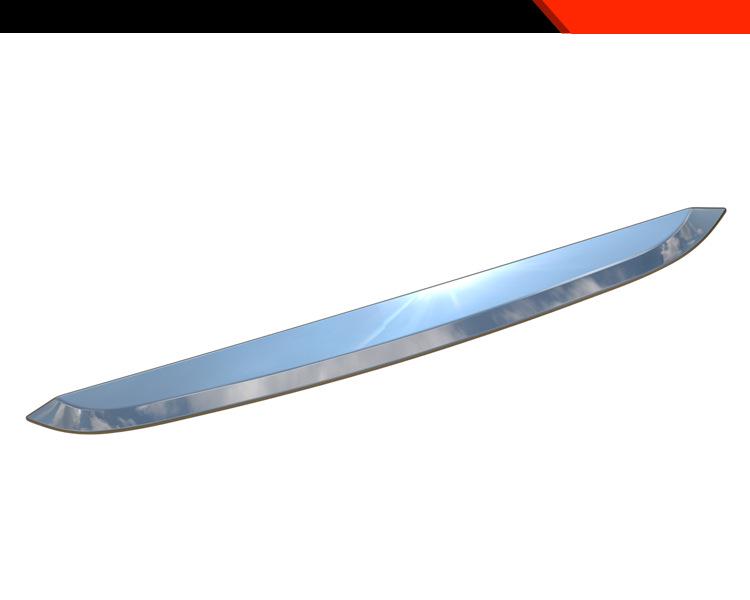 Декоративная хромированная полоса для капота Toyota Corolla CROSS (модель 25) от столкновений