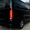 Пара светодиодных задних фонарей для Toyota Hiace 2005-2018 Задние фонари Задние противотуманные фары Динамические указатели поворота Световые сборки для автомобиля