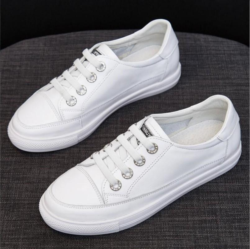 Fashion 2024 Women Genuine Leather Sneakers Large Size Little White Shoes Fashion Ladies Vulcanized Shoes Woman Summer Flats