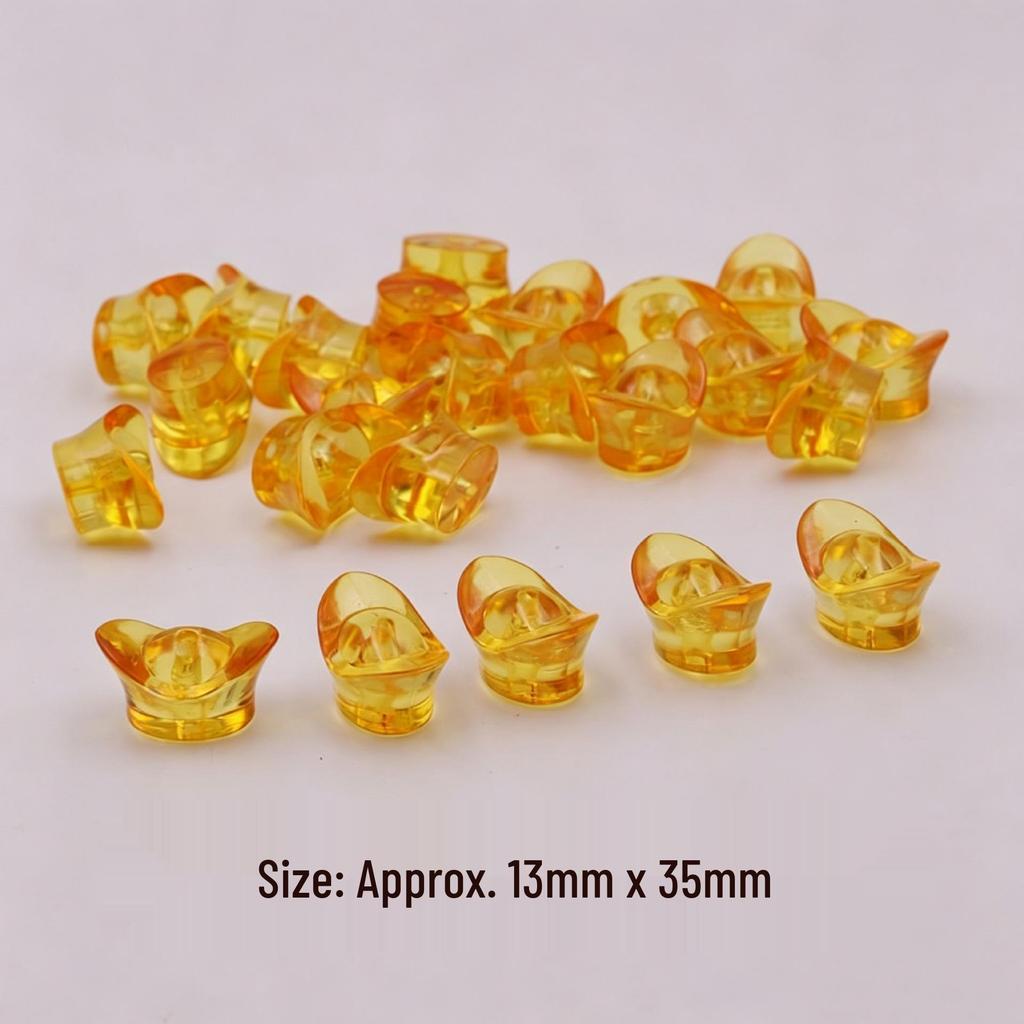 Acrylic Beetle Pendant: Transparent Cartoon Animal Ornament for Kids' Claw Machines and Amusement Park Blind Boxes.