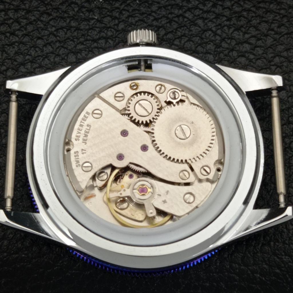 ВОССТАНОВЛЕННЫЕ МУЖСКИЕ ЧАСЫ TITUS SWISS 40 ММ С ПОВОРОТНЫМ БЕЗЕЛЕМ И СИНИМ ЦИФЕРБЛАТОМ a432724-2 R113-a432724