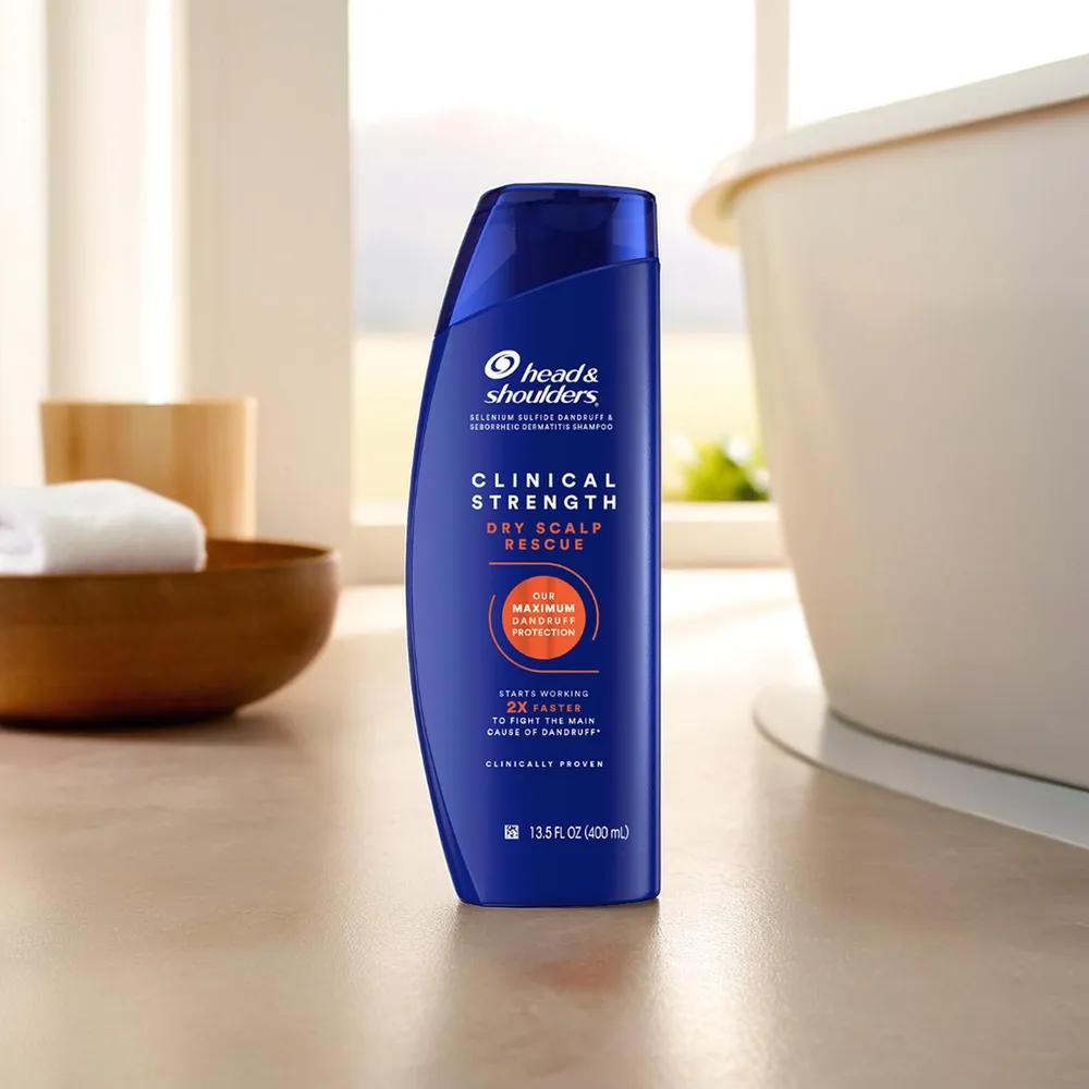 Head & Shoulders Clinical Strength Dandruff & Dry Scalp Shampoo 400mL x 4 Pack