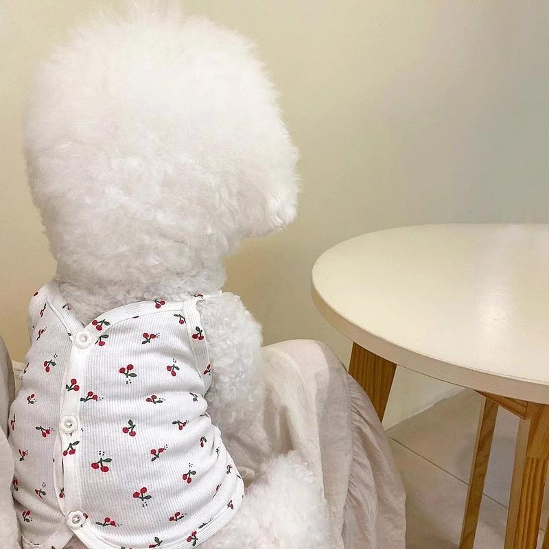 Fresh and cute little cherry suspender dog cute spring and summer small dog Bigbear Teddy Pomeranian pet breathable clothes