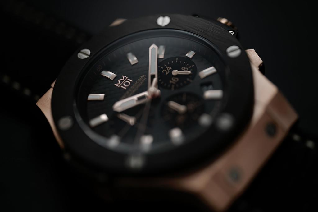 НОВАЯ модель наручных часов Hyakuichi с водонепроницаемостью 100 м, хронографом, дисплеем даты, розовым золотом, углеродно-черным кожаным ремешком [HYAKUICHI 101]