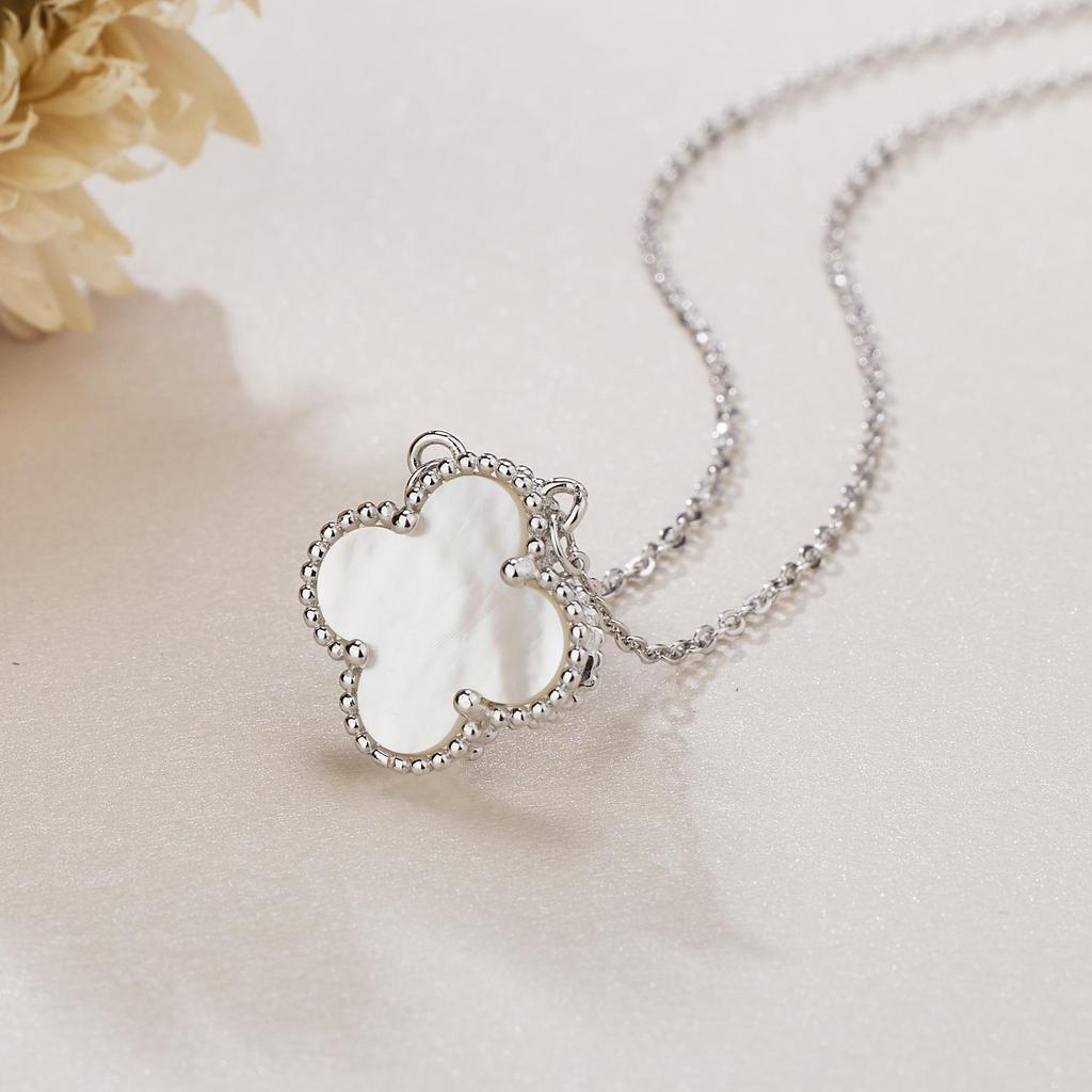 Четырехлистный клевер на удачу, классическое универсальное ожерелье для женщин, простая подвеска на ключицу, подарок на день рождения