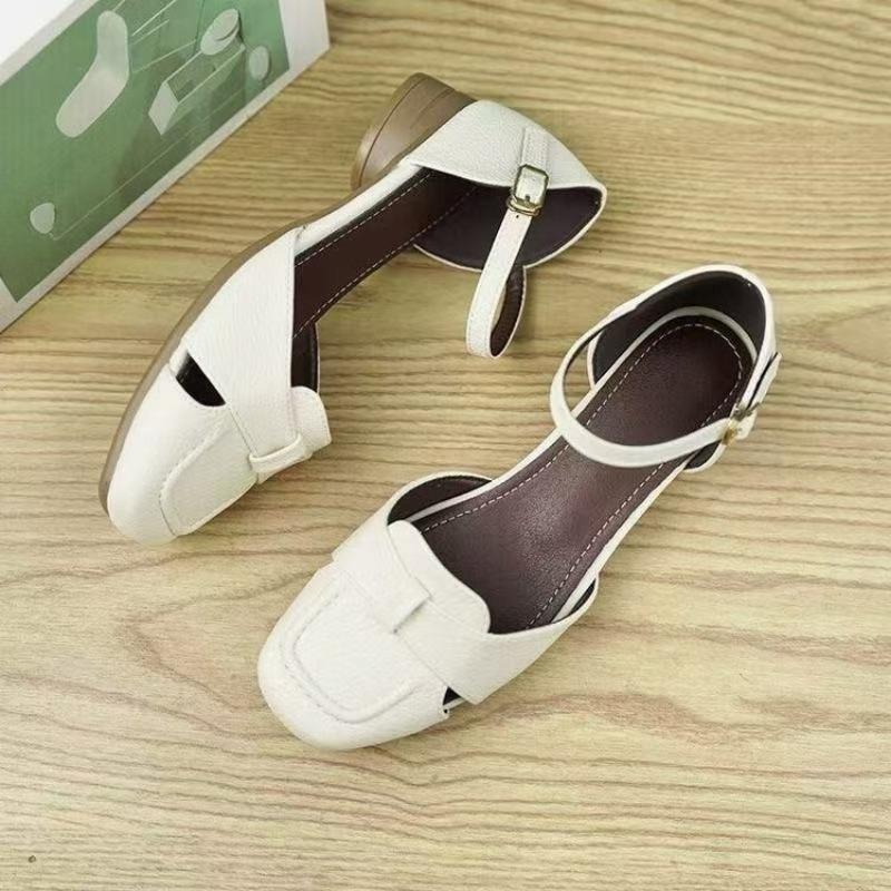 For Niche and Light Luxury Women's Shoes and Sandals, Wear Loose-heeled Shoes On Top
