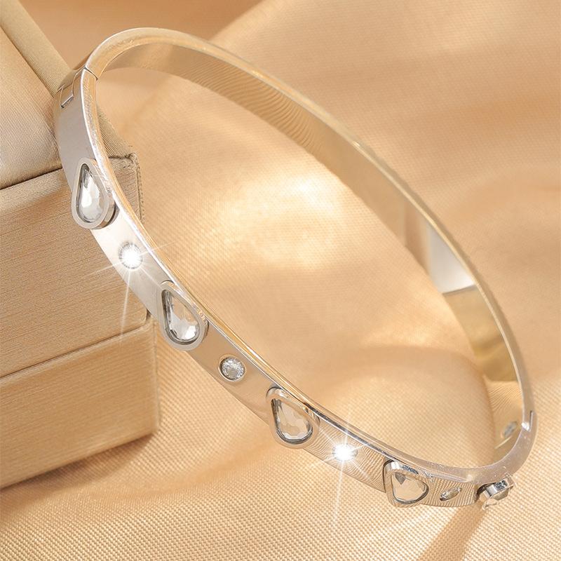 Female HD New Water Drop Jewelry Couple Bracelet Elegant, Minimalist, High-end, Light Luxury