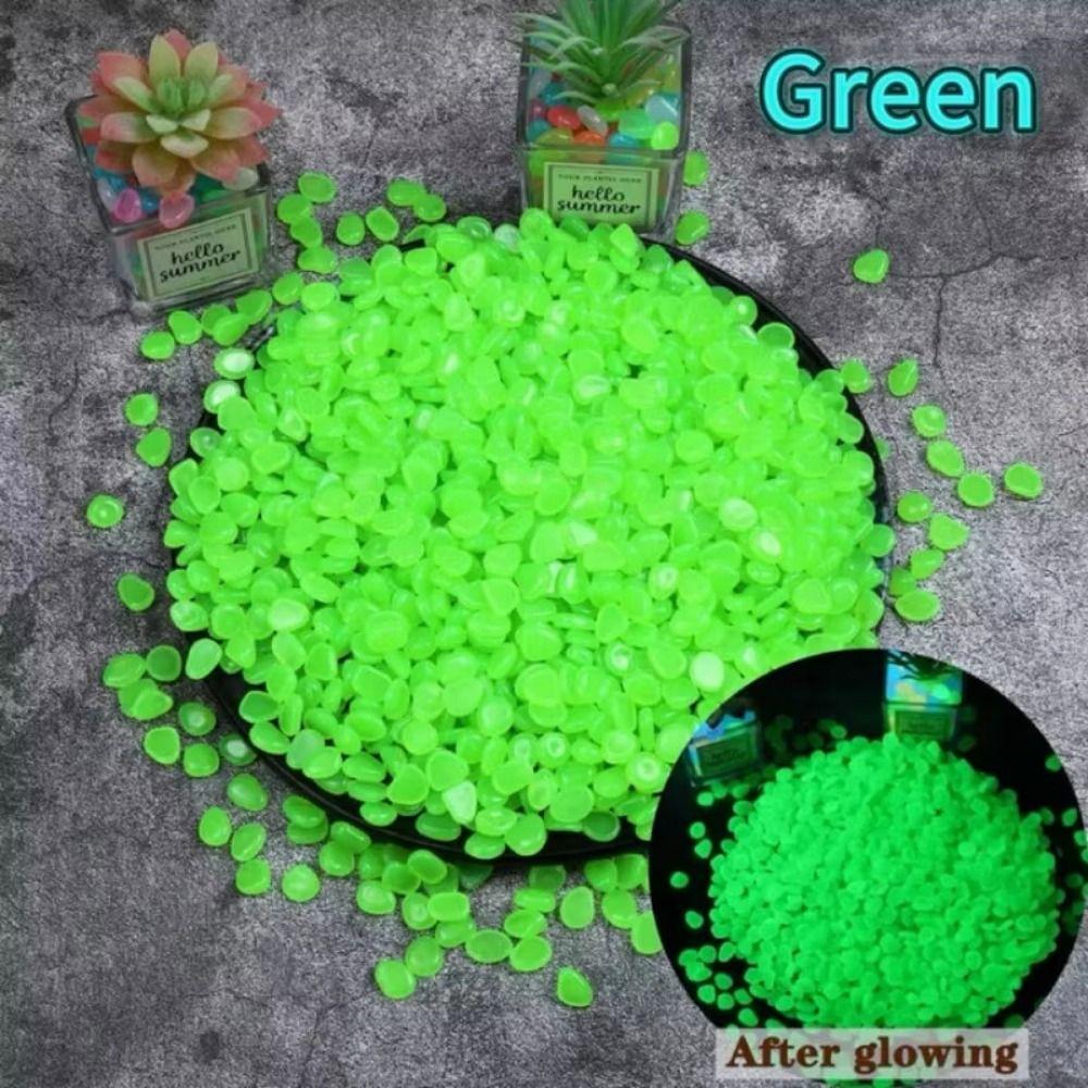 600Pcs Mini Glow in The Dark Pebble Resin 1cm Fish Tank Luminous Stone DIY Glowing Effect Aquarium Decoration Stone Lawn