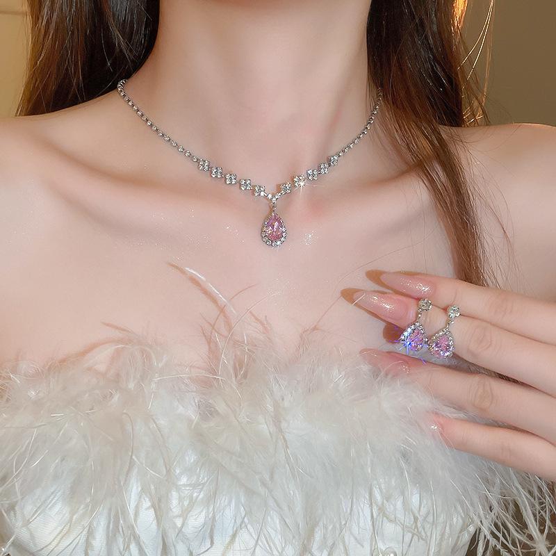 Роскошный комплект из европейских и американских бриллиантовых подвесок и серег - элегантные универсальные ювелирные изделия