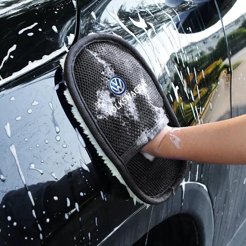 Car Styling Wool Soft Car Washing Gloves Cleaning Brush For VW Scirocco Polo T5 Passat b6 Golf mk5 Tiguan Jetta CC Beetle GTI GT zj7