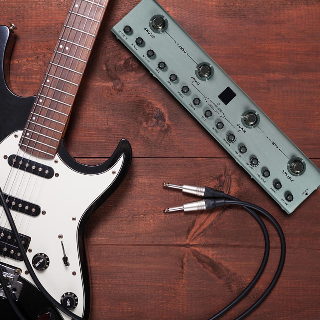 Педаль басовых мультиэффектов 3-полосный эквалайзер Сбалансированный выход XLR 3 задержки 3 реверберации Басовые эффекты