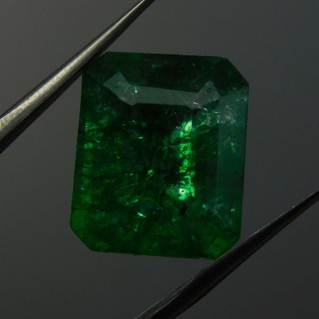 Natural Green Emerald Loose Gemstone 7 ct Emerald Cut for Jewelry Making and Gem Collections