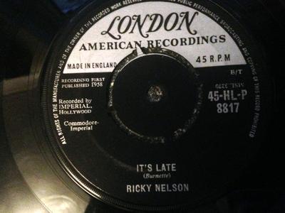 7-дюймовая пластинка РИКИ НЕЛЬСОН - It's Late 45HLP8817 London Records UK Фолк Б/У