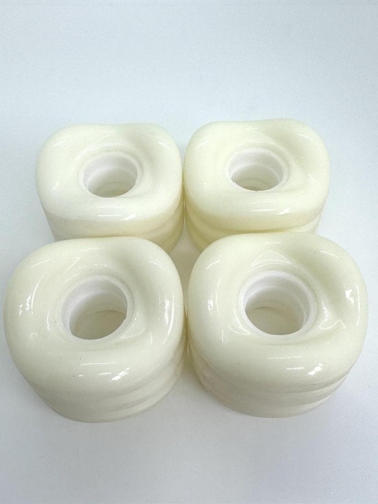 Skateboard Tire Wheels 78A 60 x 45 Square Soft Street White [Used]